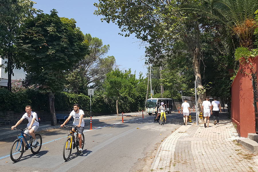 Adalı Dergisi | Büyükada'da Bisiklet Tur Güzergahları Üzerine Öneriler